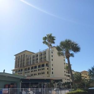 Meet your Posher, Gayle